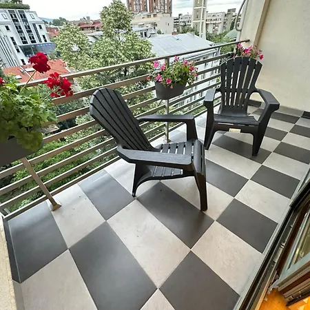 Regina'S Commodious Apartment Skopje Exterior photo